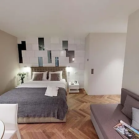 Visionapartments Bellariastrasse - Self Check-in Апартаменти