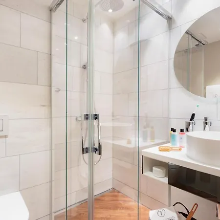 Апартаменты Visionapartments Bellariastrasse - Contactless Check-in *