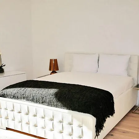 Visionapartments Bellariastrasse - Self Check-in Апартаменти